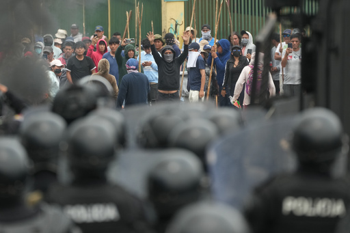 Soldiers face off with demonstrators during protests over the elimination of the diesel subsidy by President Daniel Noboa's government, in Calderon, Ecuador, Thursday, Oct. 9, 2025. (AP Photo/Dolores Ochoa) Soldiers face off with demonstrators during protests over the elimination of the diesel subsidy by President Daniel Noboa's government, in Calderon, Ecuador, Thursday, Oct. 9, 2025. (AP Photo/Dolores Ochoa)
