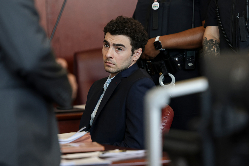 Luigi Mangione appears at a hearing in Manhattan Criminal Court in New York, Monday, May 18, 2026. (Jeenah Moon/Pool Photo via AP)