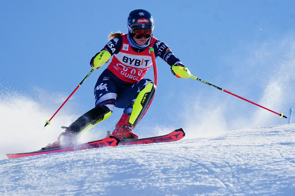 United States' Mikaela Shiffrin competes in an alpine ski, women's World Cup slalom, in Gurgl, Austria, Sunday, Nov. 23, 2025. (AP Photo/Pier Marco Tacca)