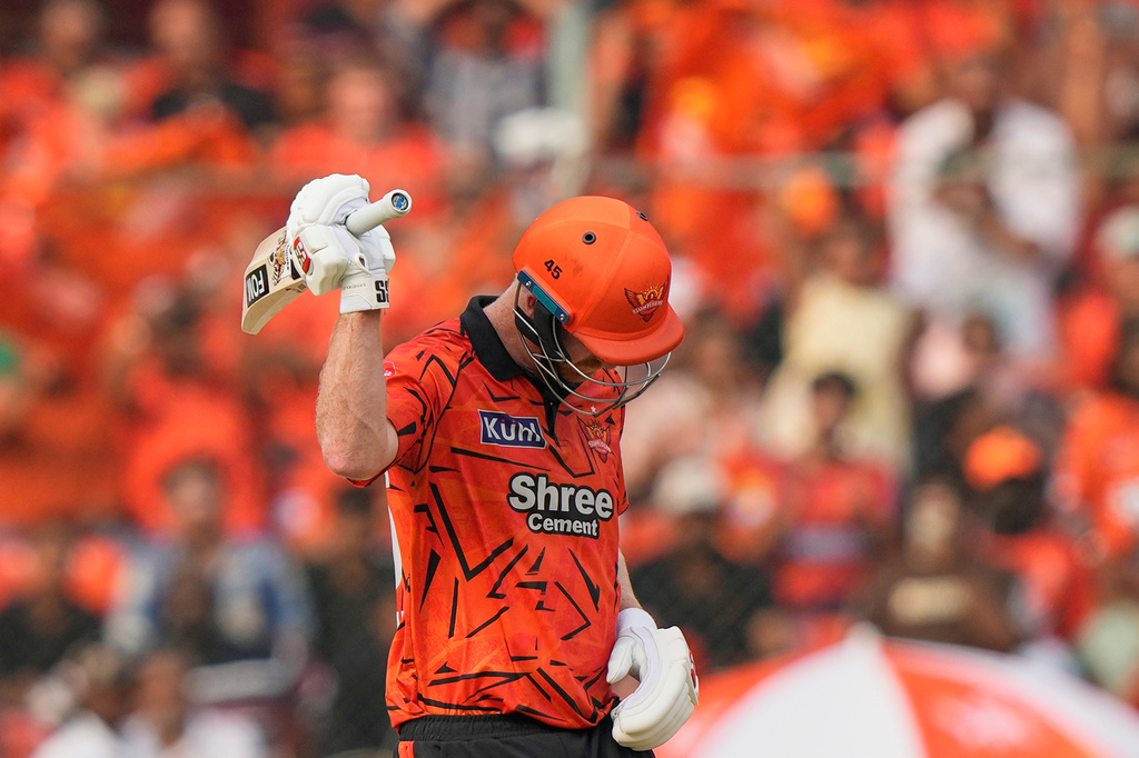 Sunrisers Hyderabad's Heinrich Klaasen celebrates his fifty runs during the Indian Premier League cricket match between Sunrisers Hyderabad and Lucknow Super Giants in Hyderabad, India, Sunday, April 5, 2026. (AP Photo/Mahesh Kumar A.)