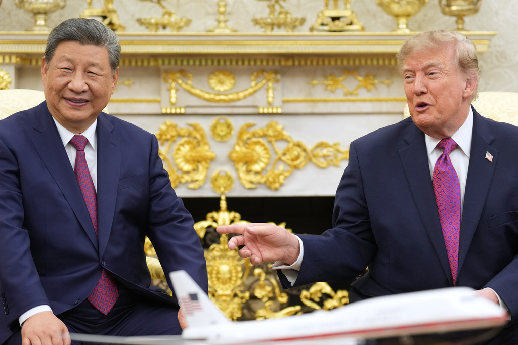 President Donald Trump and China's President Xi Jinping meet in the Oval Office of the White House, Thursday, Sept. 24, 2026, in Washington. (AP Photo/Jacquelyn Martin)