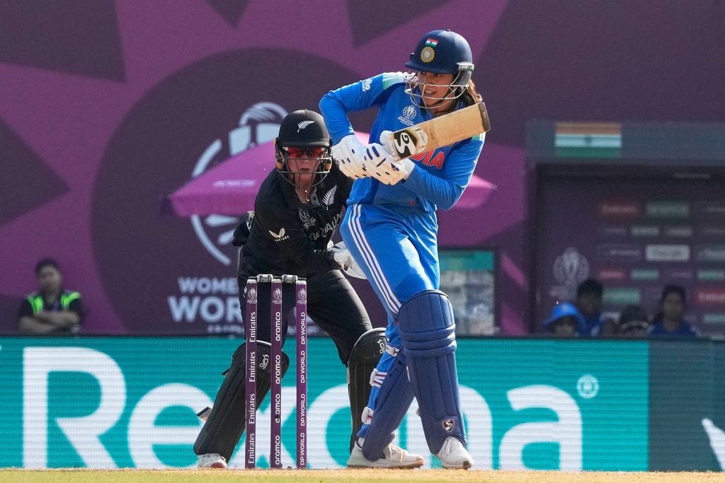 India's Smriti Mandhana bats during the ICC Women's Cricket World Cup cricket match between India and New Zealand in Navi Mumbai, India, Thursday, Oct. 23, 2025. (AP Photo/Rajanish Kakade)