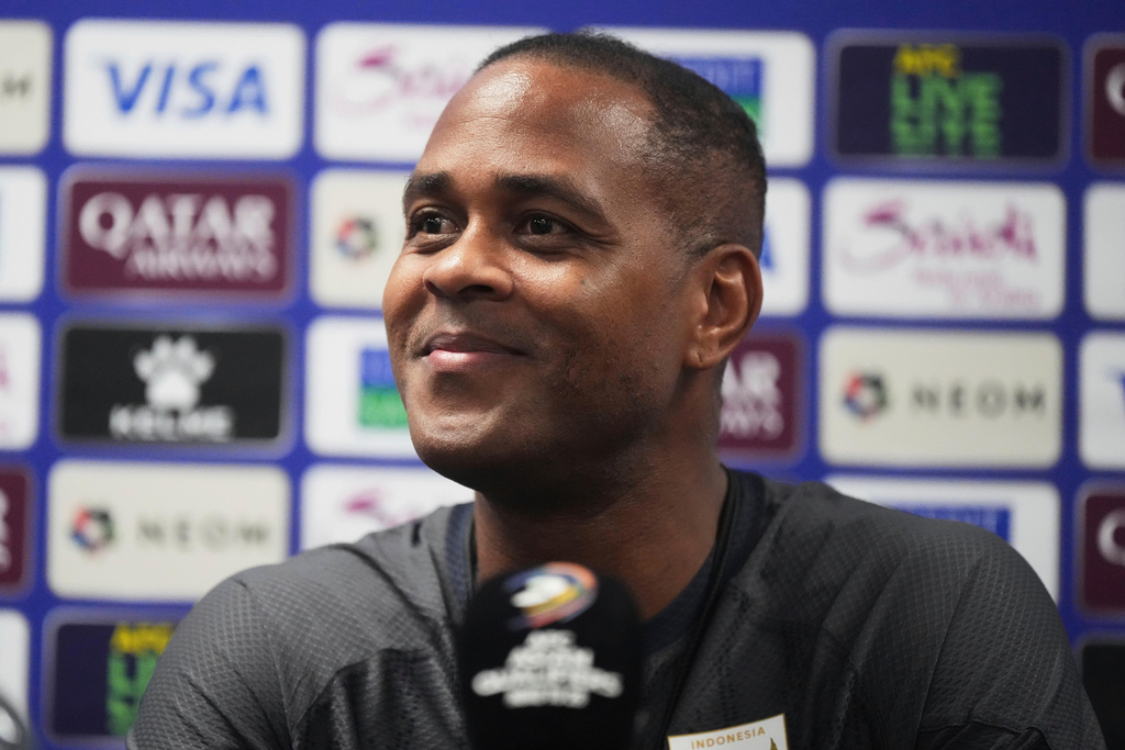 FILE - Indonesia's coach Patrick Kluivert speaks during a press conference ahead of the World Cup qualifying match against Australia at the Sydney Football Stadium in Sydney, Australia, on March 19, 2025. (AP Photo/Mark Baker, File)
