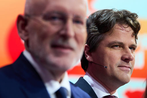 Frans Timmermans, of the center-left two-party bloc of Labor Party and Green Left, and Henri Bontenbal, party leader of the Christian Democratic Appeal, CDA, right, pose for a photo prior to a debate at the SBS6 TV studio in Hilversum, Netherlands, Thursday, Oct. 23, 2025. (AP Photo/Peter Dejong) Frans Timmermans, of the center-left two-party bloc of Labor Party and Green Left, and Henri Bontenbal, party leader of the Christian Democratic Appeal, CDA, right, pose for a photo prior to a debate at the SBS6 TV studio in Hilversum, Netherlands, Thursday, Oct. 23, 2025. (AP Photo/Peter Dejong)