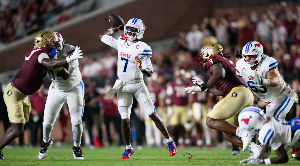 FILE - SMU quarterback Kevin Jennings (7) throws during the first half an NCAA college football game against Florida State, Monday, Sept. 7, 2026, in Tallahassee, Fla. (AP Photo/Noah Lantor,File)