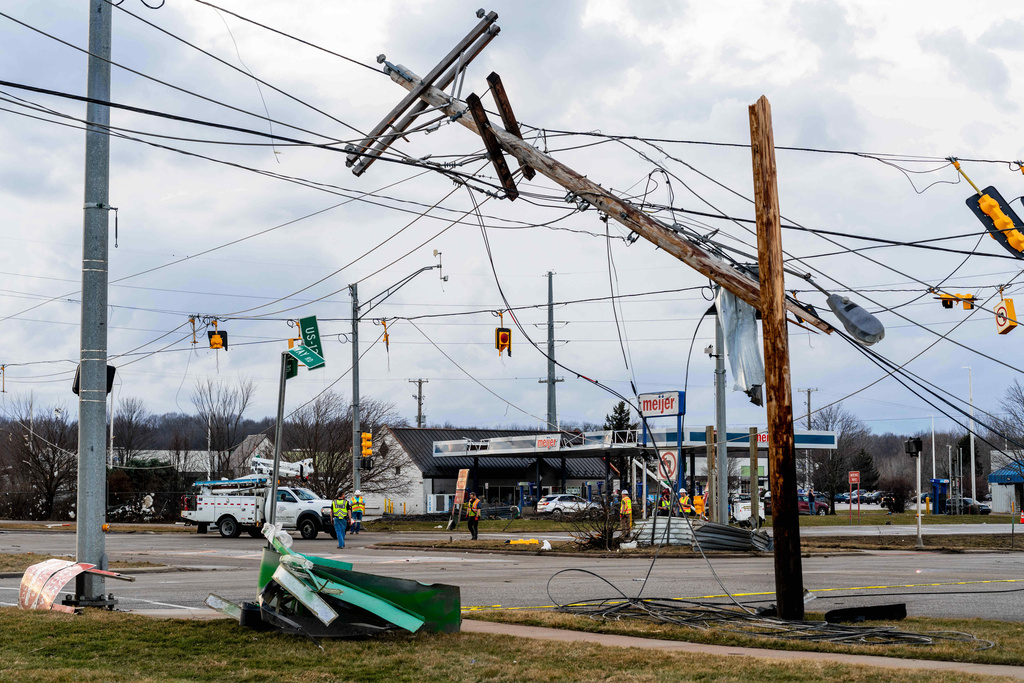 Damage is seen to power lines and traffic signals after a reported tornado in Three Rivers, Mich., on Friday, March 6, 2026. (Devin Anderson-Torrez/MLive via AP)