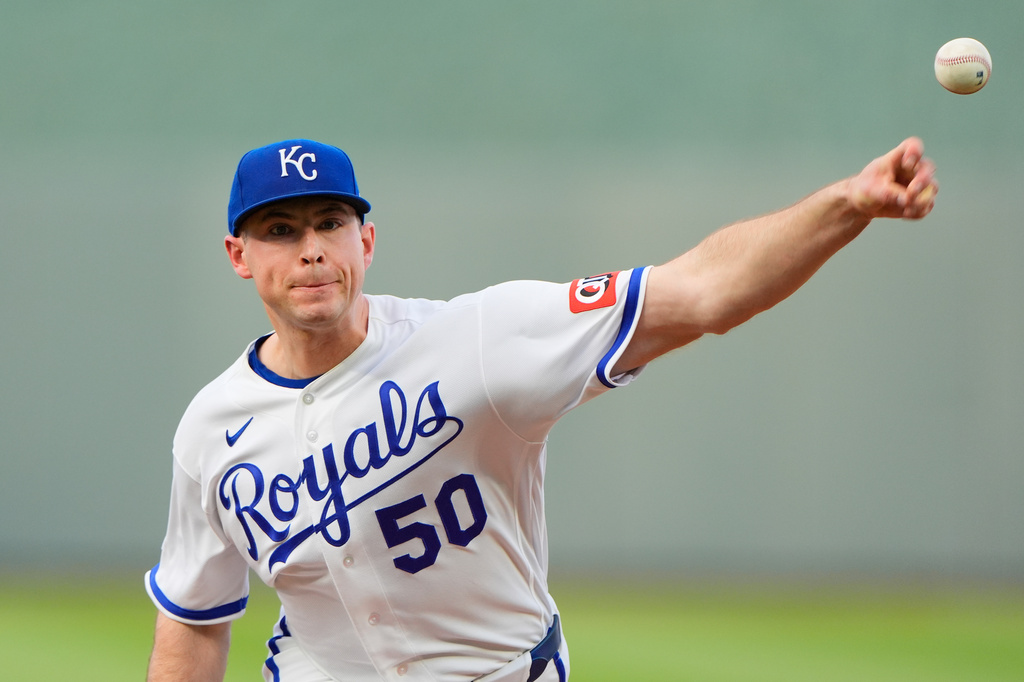 Kansas City Royals starting pitcher Kris Bubic throws during the first inning of a Baltimore Orioles, Tuesday, April 21, 2026, in Kansas City, Mo. (AP Photo/Charlie Riedel)