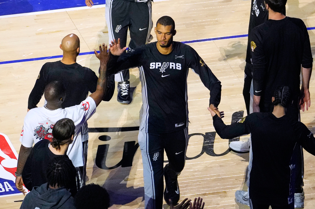 San Antonio Spurs forward Victor Wembanyama is introduced prior to Game 3 of the NBA Finals basketball series against the New York Knicks, Monday, June 8, 2026, in New York. (AP Photo/Yuki Iwamura)