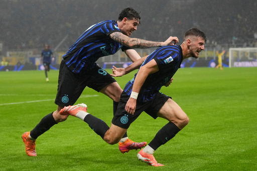 Inter Milan's Petar Sucic celebrates with his teammate Alessandro Bastoni after scoring his side's second goal during the Serie A soccer match between Inter Milan and Fiorentina in Milan, Italy, Wednesday, Oct. 29, 2025. (AP Photo/Antonio Calanni) Inter Milan's Petar Sucic celebrates with his teammate Alessandro Bastoni after scoring his side's second goal during the Serie A soccer match between Inter Milan and Fiorentina in Milan, Italy, Wednesday, Oct. 29, 2025. (AP Photo/Antonio Calanni)