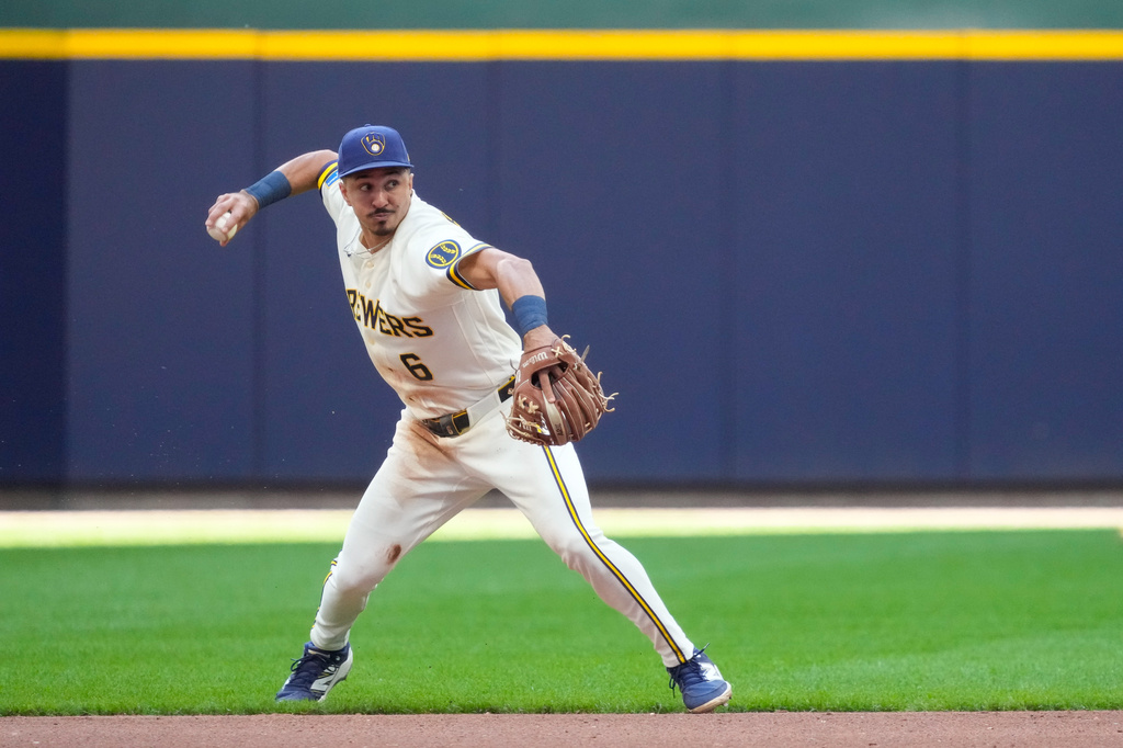 Milwaukee Brewers shortstop David Hamilton throws out St. Louis Cardinals' Masyn Winn during the sixth inning of a baseball game Wednesday, May 27, 2026, in Milwaukee. (AP Photo/Kayla Wolf)