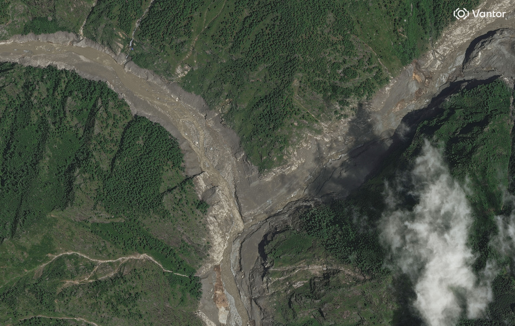 This satellite image provided by Vantor shows an overview of the China-Nepal border and the destroyed Rasuwagadhi border post in Nepal on Thursday, Aug. 27, 2026. (Satellite image ©2026 Vantor via AP)