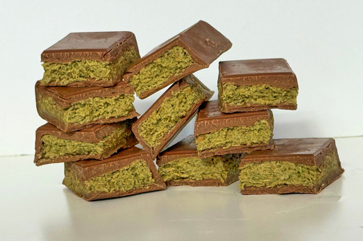 Pieces of Dubai chocolate bars are displayed in New York on Friday, Sept. 26, 2025. (Katie Workman via AP) Pieces of Dubai chocolate bars are displayed in New York on Friday, Sept. 26, 2025. (Katie Workman via AP)