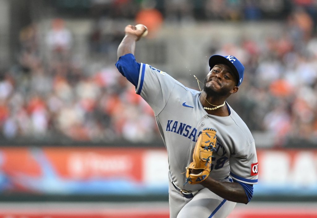 Kansas City Royals starting pitcher Luinder Avila delivers against the Baltimore Orioles during the first inning of a baseball game, Friday, July 10, 2026, in Baltimore. (AP Photo/Steve Ruark)