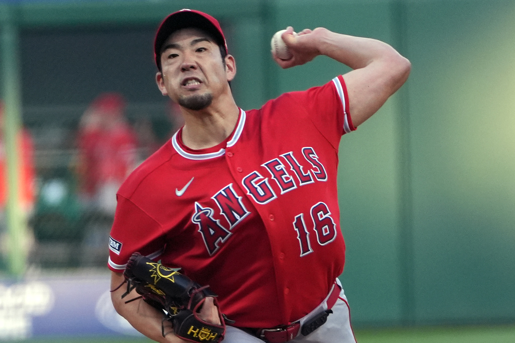 Los Angeles Angels' Yusei Kikuchi delivers a pitch against the Pittsburgh Pirates during the first inning of a baseball game in Pittsburgh, Saturday, Sept. 5, 2026. (AP Photo/Tom E. Puskar)