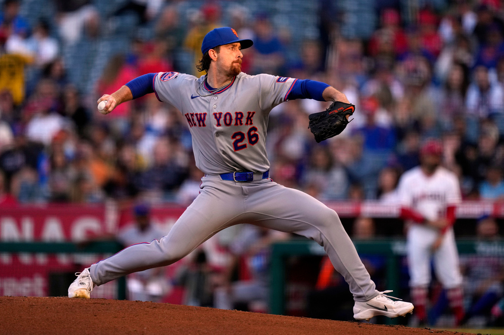 New York Mets pitcher Nolan McLean throws to the plate during the first inning of a baseball game against the Los Angeles Angels, Saturday, May 2, 2026, in Anaheim, Calif. (AP Photo/Mark J. Terrill)