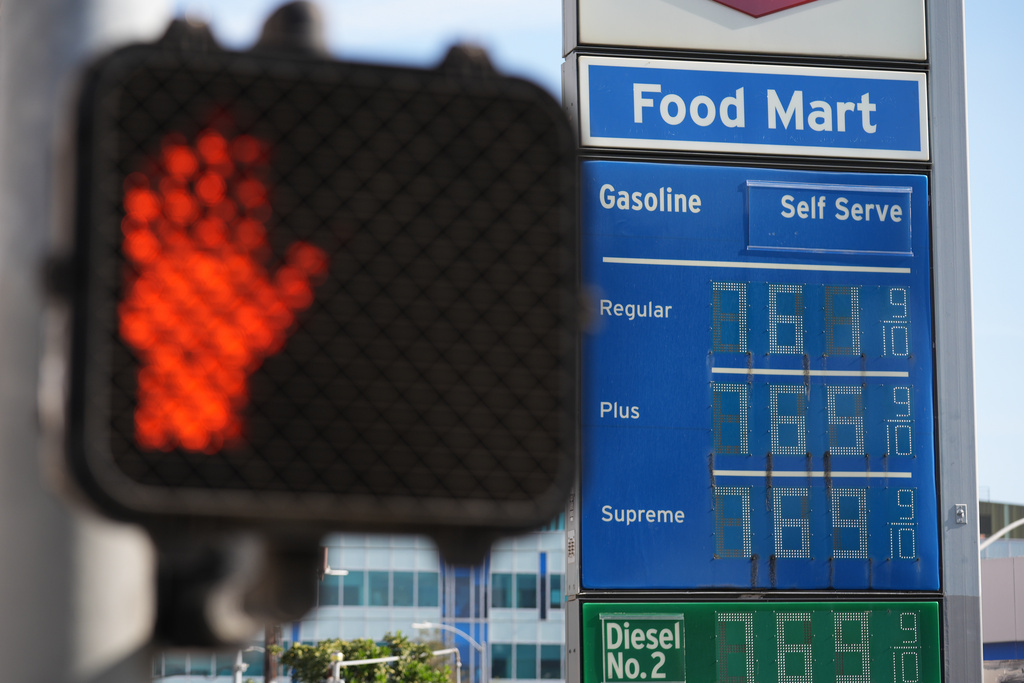 Strait of Hormuz Blockade: Iran's Alleged China-Only Passage Amid Escalation | Quick Digest