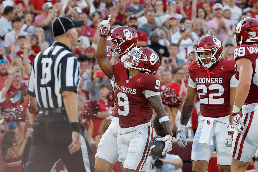 Oklahoma running back Lloyd Avant (9) celebrates after making a touchdown against UTEP during the first half of an NCAA college football game in Norman, Okla., Friday, Sept. 4, 2026. (AP Photo/Alonzo Adams)