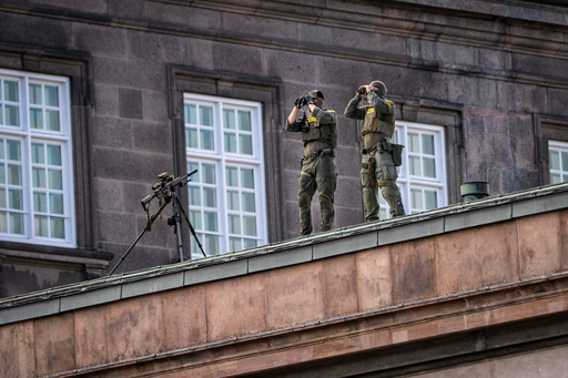 Security watch over the Danish parliament at Christiansborg Castle in Copenhagen as Denmark is hosting an informal summit for the EUs heads of state and government, Wednesday, Oct. 1, 2025 . (Mads Claus Rasmussen/Ritzau Scanpix via AP) Security watch over the Danish parliament at Christiansborg Castle in Copenhagen as Denmark is hosting an informal summit for the EUs heads of state and government, Wednesday, Oct. 1, 2025 . (Mads Claus Rasmussen/Ritzau Scanpix via AP)