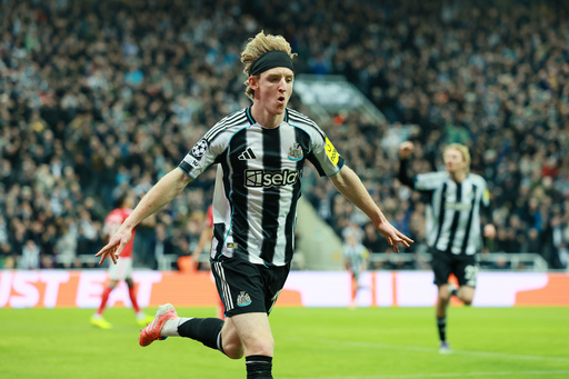 Newcastle United's Anthony Gordon celebrates after scoring their side's first goal of the game during the UEFA Champions League match between Benfica and Newcastle, in Newcastle-upon-Tyne, England, Tuesday Oct. 21, 2025. (Richard Sellers/PA via AP) Newcastle United's Anthony Gordon celebrates after scoring their side's first goal of the game during the UEFA Champions League match between Benfica and Newcastle, in Newcastle-upon-Tyne, England, Tuesday Oct. 21, 2025. (Richard Sellers/PA via AP)