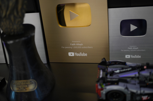 Plaques are displayed at the Teke Tek Medya news agency where imprisoned Turkish journalist Fatih Altayli continues to deliver comments on his YouTube show through letters read by his assistant, in Istanbul, Wednesday, Oct. 1, 2025. (AP Photo/Francisco Seco) Plaques are displayed at the Teke Tek Medya news agency where imprisoned Turkish journalist Fatih Altayli continues to deliver comments on his YouTube show through letters read by his assistant, in Istanbul, Wednesday, Oct. 1, 2025. (AP Photo/Francisco Seco)