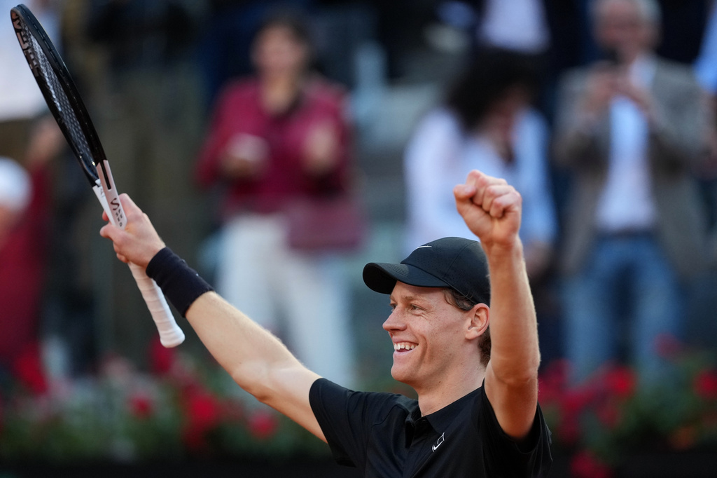 Jannik Sinner, of Italy, celebrates after defeating Casper Ruud, of Norway, 6/4, 6/4 in the final match at the Italian Open tennis tournament, in Rome, Sunday, May 17, 2026. (AP Photo/Andrew Medichini)
