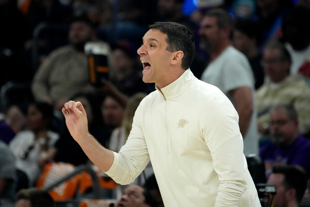 Oklahoma City Thunder head coach Mark Daigneault shouts instructions to his players during the first half of Game 4 in a first-round NBA playoffs basketball series against the Phoenix Suns, Monday, April 27, 2026, in Phoenix. (AP Photo/Ross D. Franklin)