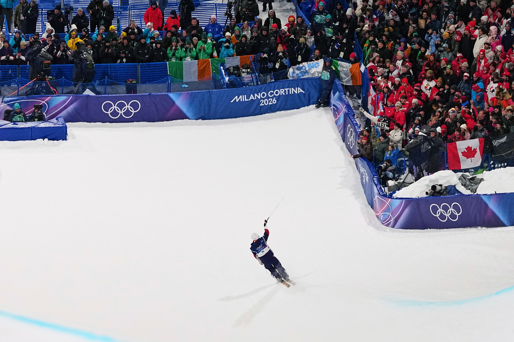 United States' Alex Ferreira celebrates during the men's freestyle skiing halfpipe finals at the 2026 Winter Olympics, in Livigno, Italy, Friday, Feb. 20, 2026. (AP Photo/Gregory Bull)