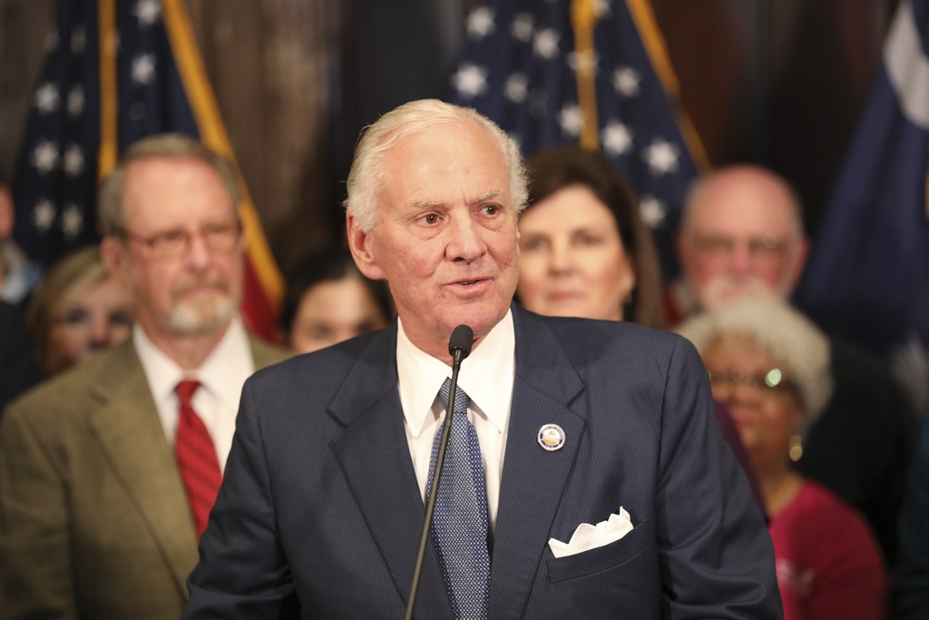 FILE -Republican South Carolina Gov. Henry McMaster speaks at a news conference supporting changes to the state's rules on civil lawsuits on Wednesday, March 5, 2025, in Columbia, S.C. (AP Photo/Jeffrey Collins, File)