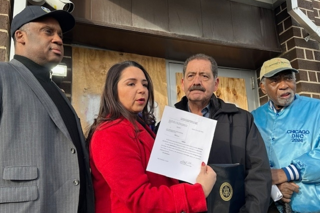 Four Illinois members of Congress left to right; Rep. Jonathan Jackson, D-Ill., Rep. Delia Ramirez, D-Ill., Jesus Garcia, D-Ill., and Rep. Danny Davis, D-Ill., are allowed to enter the U.S. Immigration and Customs Enforcement processing center Monday, Dec. 22, 2025, in Broadview, Ill. (AP Photo/Sophia Tareen)