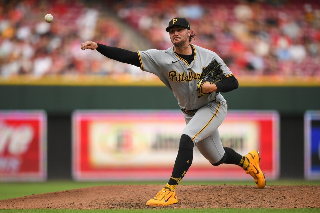 Pittsburgh Pirates' Paul Skenes pitches during the third inning of a baseball game against the Cincinnati Reds on Friday, July 31, 2026 in Cincinnati. (AP Photo/Tanner Pearson)