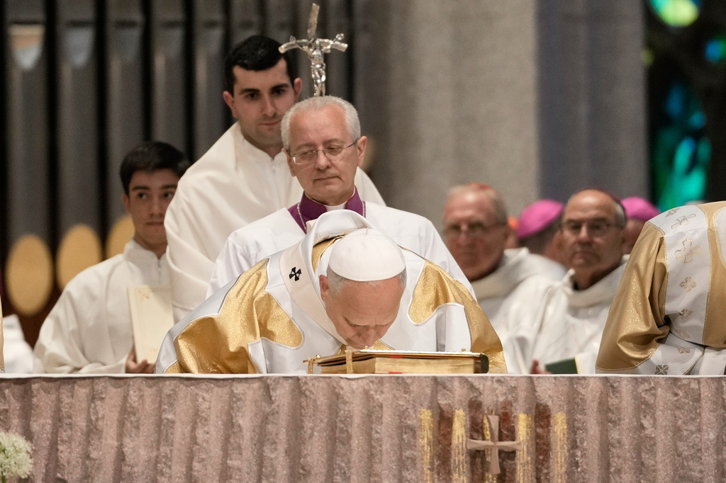Pope Leo XIV celebrates Mass at the Basilica of the Sagrada Familia in Barcelona, Spain, Wednesday, June 10, 2026. (AP Photo/Bernat Armangue)