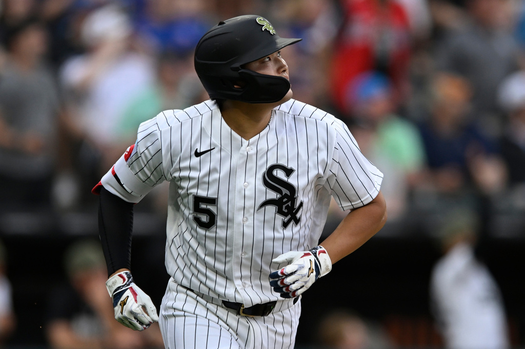 Chicago White Sox's Munetaka Murakami watches his solo home run during the third inning of a baseball game against the Chicago Cubs in Chicago, Saturday, May 16, 2026. (AP Photo/Paul Beaty)