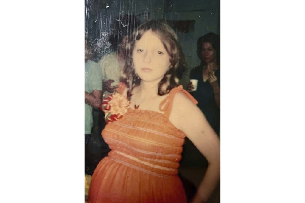 This photo provided by Michele Lappin shows Roxanne Sharp in Covington, La., in 1980. (Michele Lappin via AP)