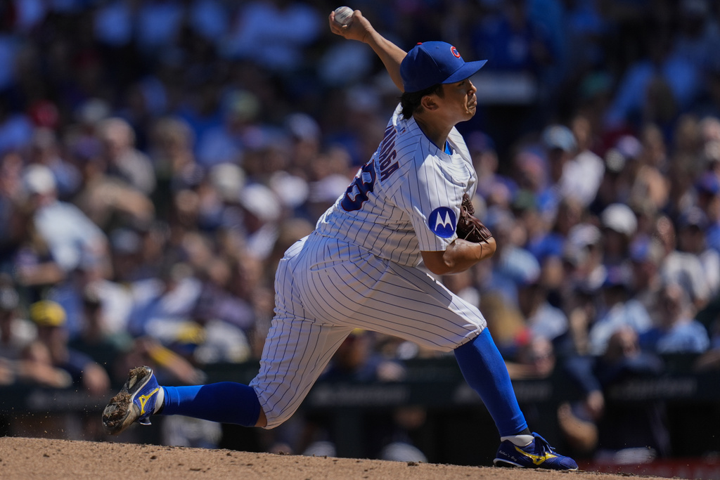 Chicago Cubs starting pitcher Shota Imanaga (18) throws against the Milwaukee Brewers during the third inning of a baseball game Thursday, Aug. 21, 2025, in Chicago. (AP Photo/Erin Hooley)