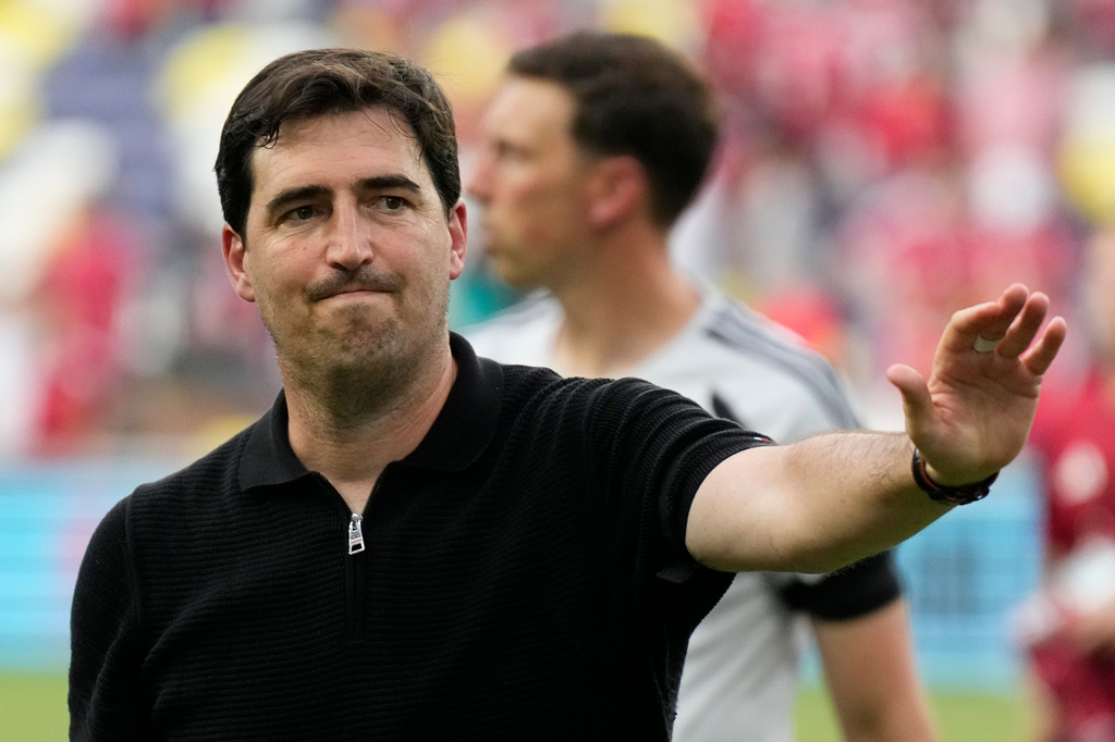 FILE - Liverpool FC head coach Andoni Iraola walks off the pitch after a preseason club friendly Premier League soccer match against Sunderland AFC, July 25, 2026, in Nashville, Tenn. (AP Photo/George Walker IV, File)