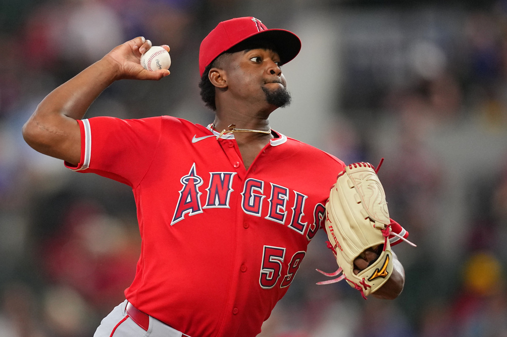 Los Angeles Angels starting pitcher JosÈ Soriano throws to the Texas Rangers during the first inning of a baseball game, Tuesday, July 7, 2026, in Arlington, Texas. (AP Photo/Julio Cortez)