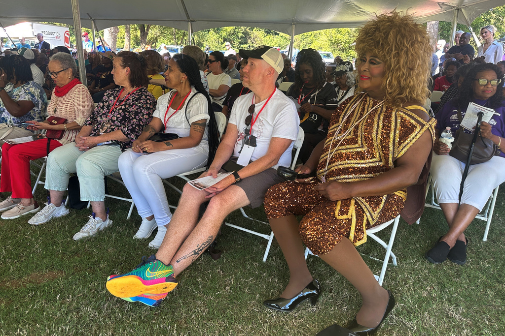 Fans of Tina Turner listen to guest speakers at the unveiling of a statue of the late singer on Saturday, Sept. 27, 2025, in Brownsville, Tenn. (AP Photo/Adrian Sainz)