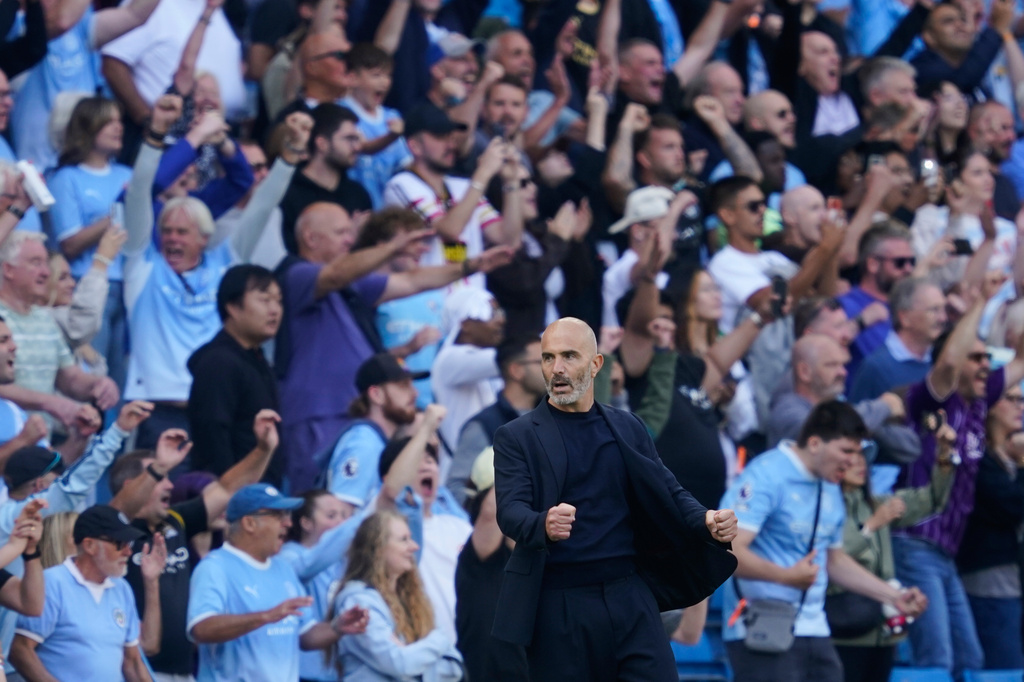 Manchester City's head coach Enzo Maresca reacts during the English Premier League soccer match between Manchester City and Bournemouth in Manchester, England, Sunday, Aug. 23, 2026. (AP Photo/Dave Thompson)