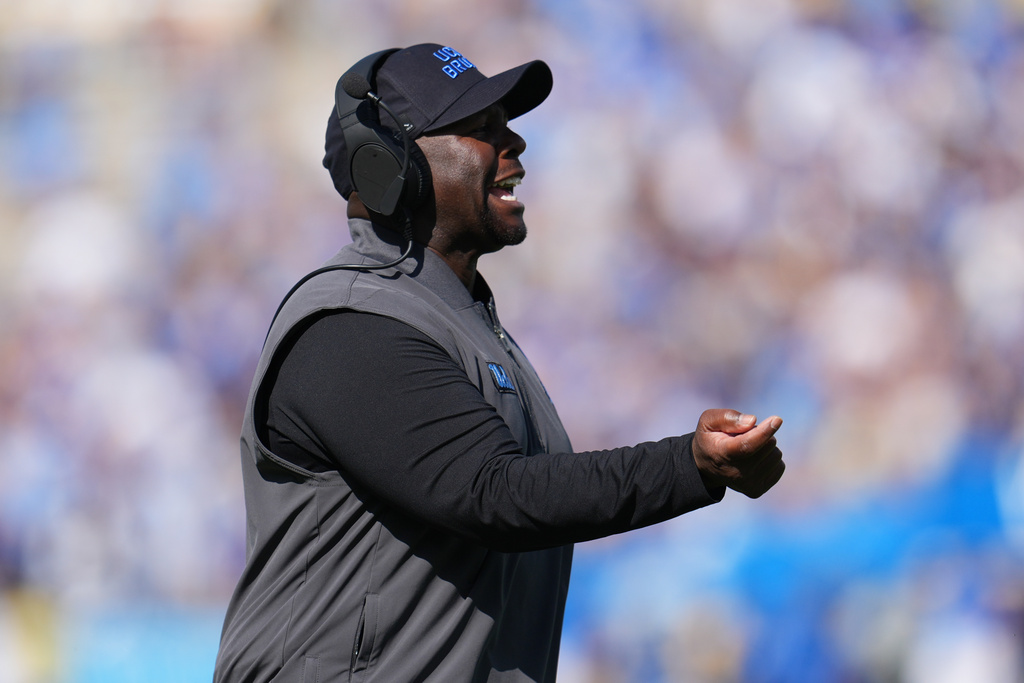 UCLA interim head coach Tim Skipper yells from the sideline during the second half of an NCAA college football game against Penn State, Saturday, Oct. 4, 2025, in Pasadena, Calif. (AP Photo/Marcio Jose Sanchez)