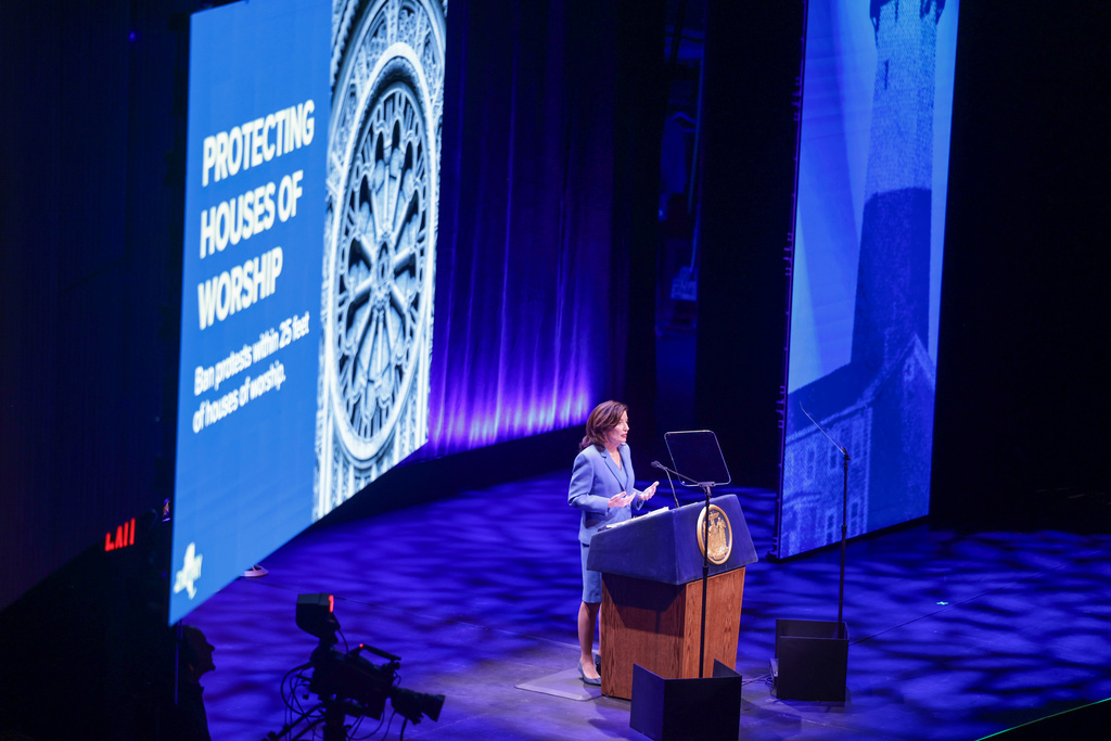 New York Gov. Kathy Hochul delivers the 2026 State of the State address, Tuesday, Jan. 13, 2026, in Albany, N.Y. (Mike Groll/Office of Governor Kathy Hochul via AP)
