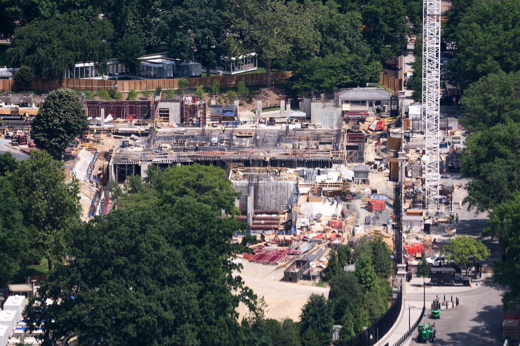 Construction on the White House Ballroom continues Friday, June 5, 2026, in Washington, as seen from the Washington Monument. (AP Photo/Allison Robbert)