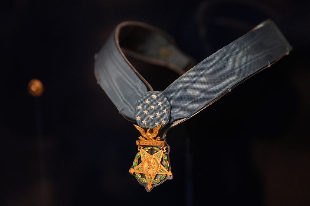 The Medal of Honor awarded to Pfc. Sadao Munemori is displayed in the "I am an American: The Nisei Soldier Experience" exhibit at the Military Intelligence Service Historic Learning Center in San Francisco, Wednesday, Feb. 25, 2026. (AP Photo/Jeff Chiu)