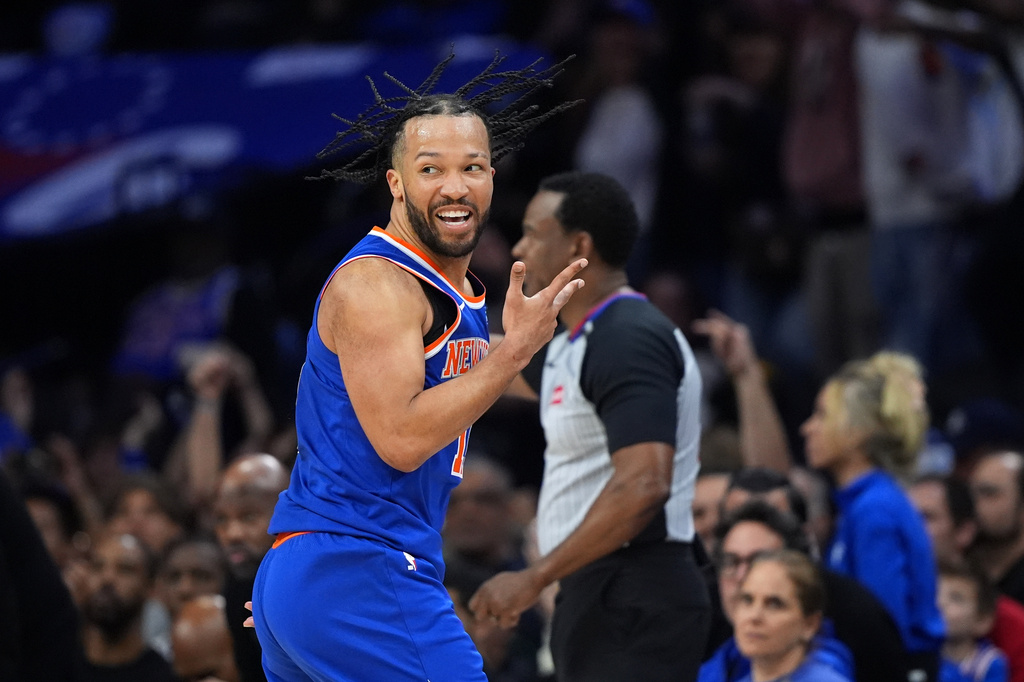 New York Knicks' Jalen Brunson reacts after scoring during the second half of Game 4 against the Philadelphia 76ers in a second-round NBA basketball playoffs series Sunday, May 10, 2026, in Philadelphia. (AP Photo/Matt Slocum)
