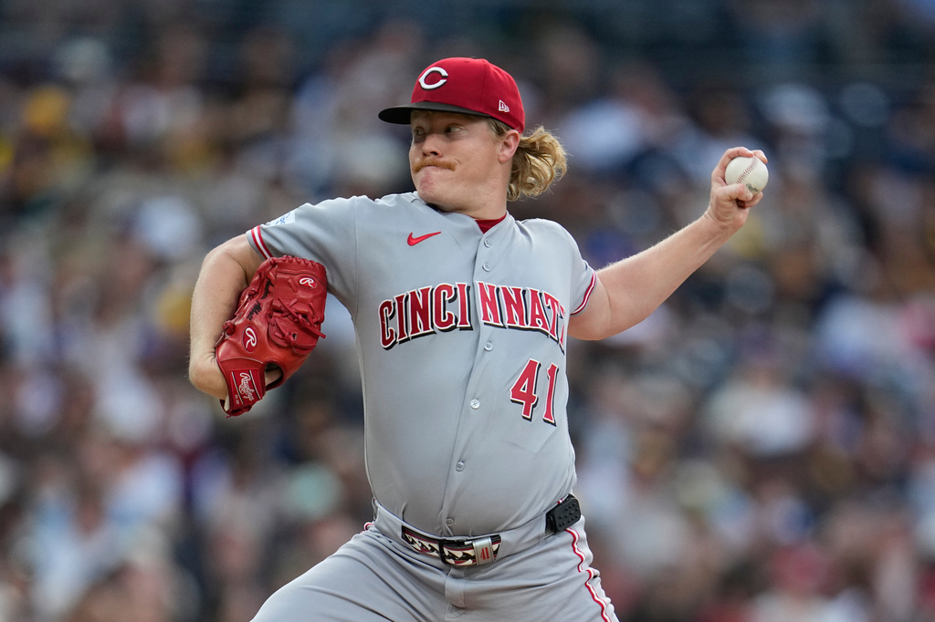 Cincinnati Reds starting pitcher Andrew Abbott works against a San Diego Padres batter during the second inning of a baseball game Monday, June 8, 2026, in San Diego. (AP Photo/Gregory Bull)