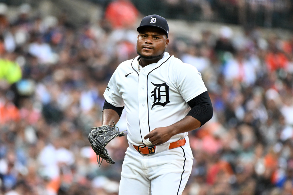 Detroit Tigers starting pitcher Framber Valdez reacts after striking out Los Angeles Dodgers' Enrique Hernández during the fifth inning of a baseball game, Sunday, Aug. 30, 2026, in Detroit. (AP Photo/Jose Juarez)