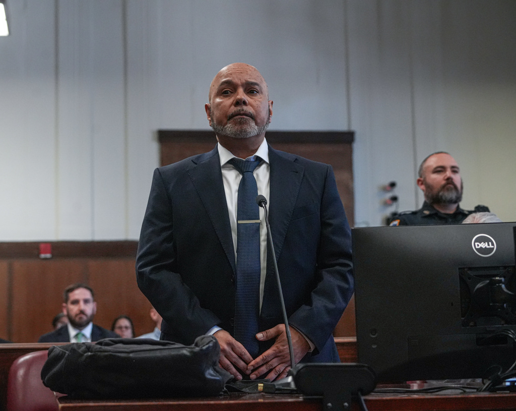 Harry Ruiz stands in a New York City courtroom as a judge prepares to vacate his murder conviction on Monday, April 27, 2026. (Dean Moses/amNewYork via AP, Pool)