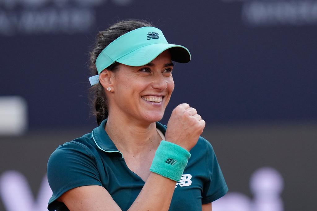 Romania's Sorana Cirstea reacts after winning the match against Belarus' Aryna Sabalenka at the Italian Open tennis tournament in Rome, Saturday, May 9, 2026. (AP Photo/Alessandra Tarantino)