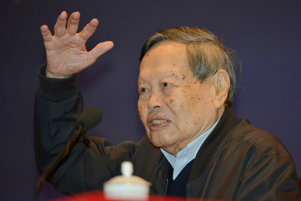 Chinese Nobel Prize-winning physicist Chen Ning Yang delivers a speech at Zhejiang University in Hangzhou in eastern China's Zhejiang province, on April 14, 2014. (Chinatopix via AP)