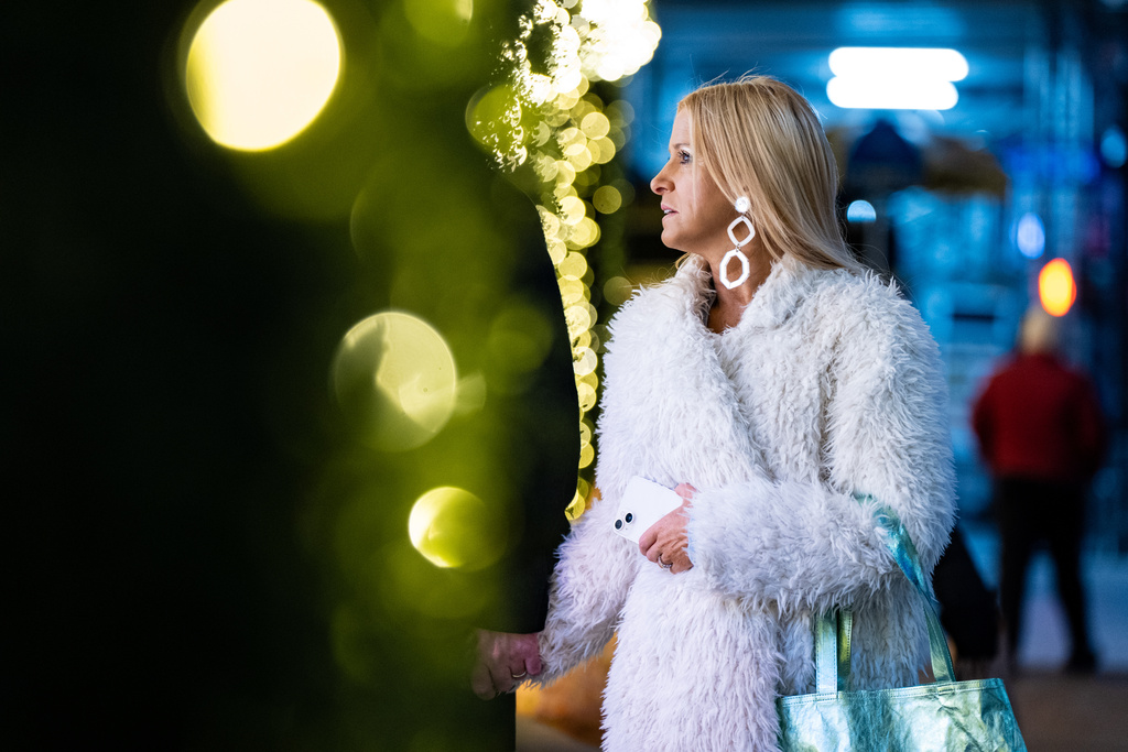 Black Friday Shoppers arrive to Macy's flagship store in New York on Friday, Nov. 28, 2025. (AP Photo/Angelina Katsanis)