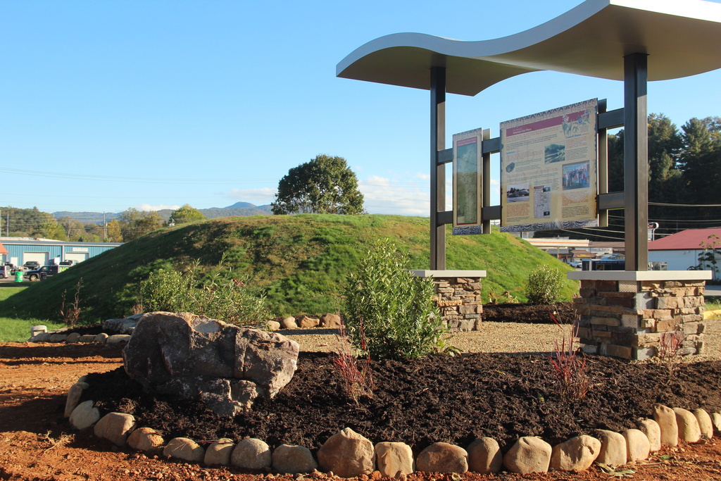 This photo provided by the Noquisi Initiative shows the Noquisiyi Mound on Oct. 16, 2020, in Franklin, N.C. (Elaine Eisenbraun/Noquisi Initiative via AP)
